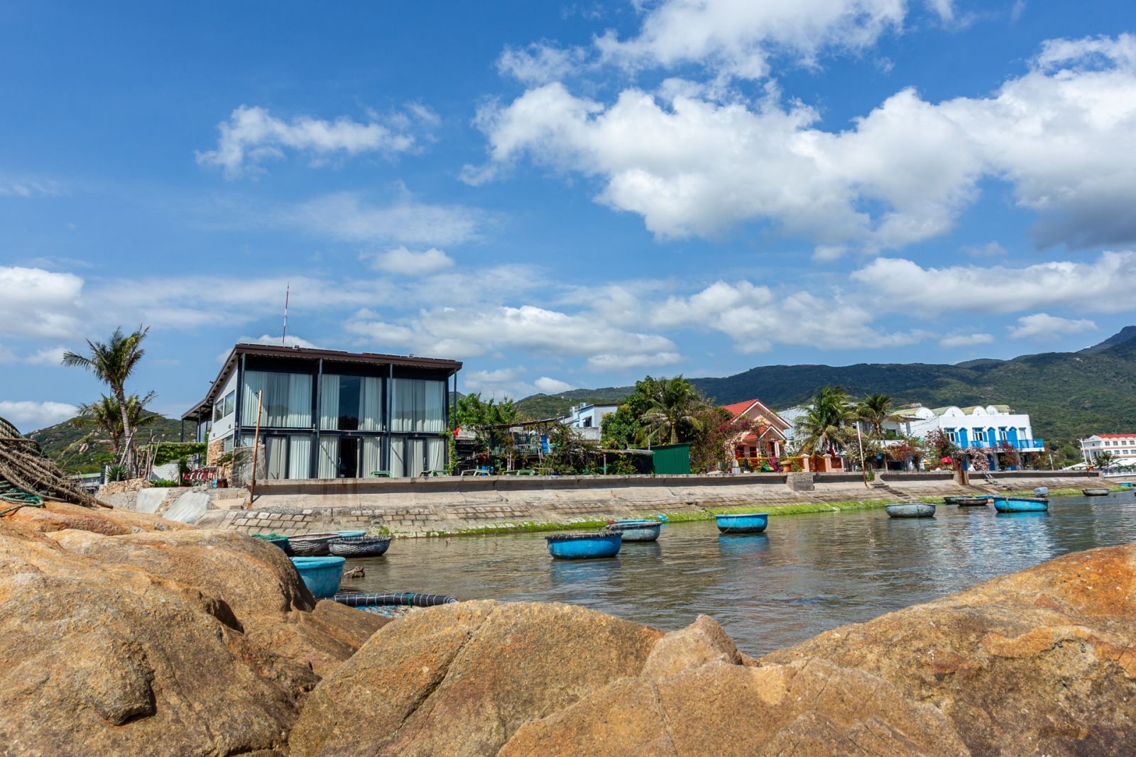 banner hoạt động